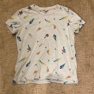 Embroidered lucky tee